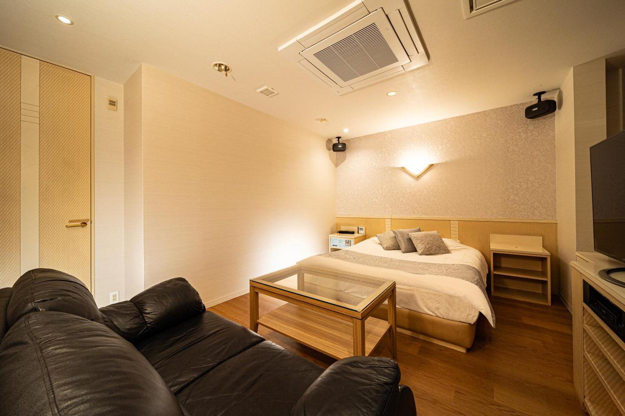 ルトゥール姫路 Retur Himeji 男塾ホテルグループ (Adults Only) Екстер'єр фото